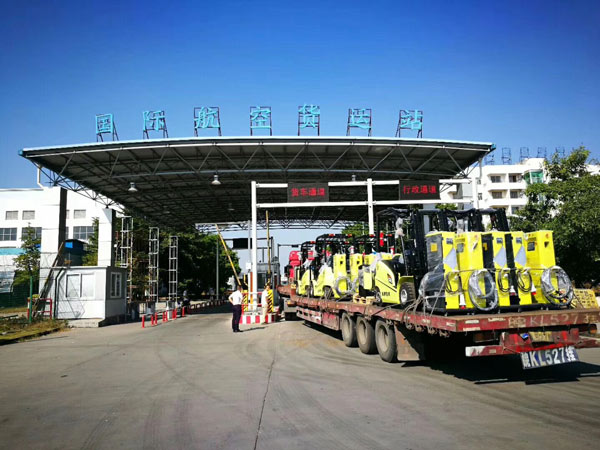 廣州白云國際物流采購杭州叉車案例 廣州白云國際物流采購杭州叉車案例