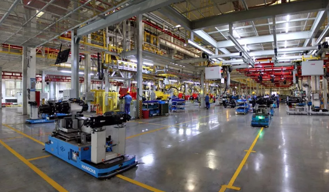 智能電動(dòng)叉車總裝車間 智能電動(dòng)叉車總裝車間